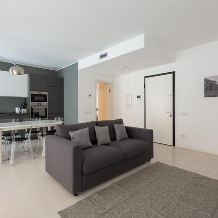 Porta Nuova Bright And Roomy Flat Milán Exterior foto