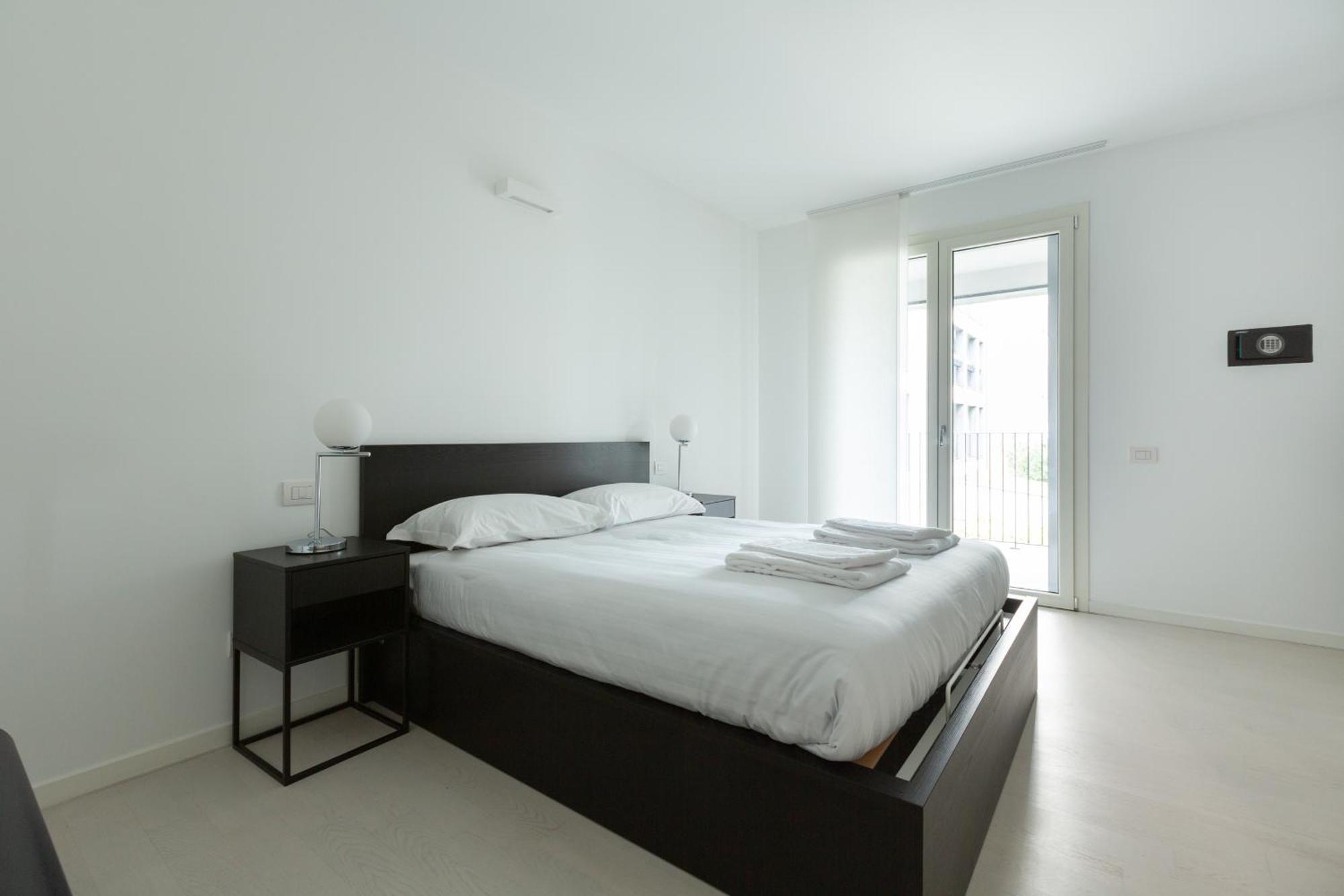 Porta Nuova Bright And Roomy Flat Milán Exterior foto