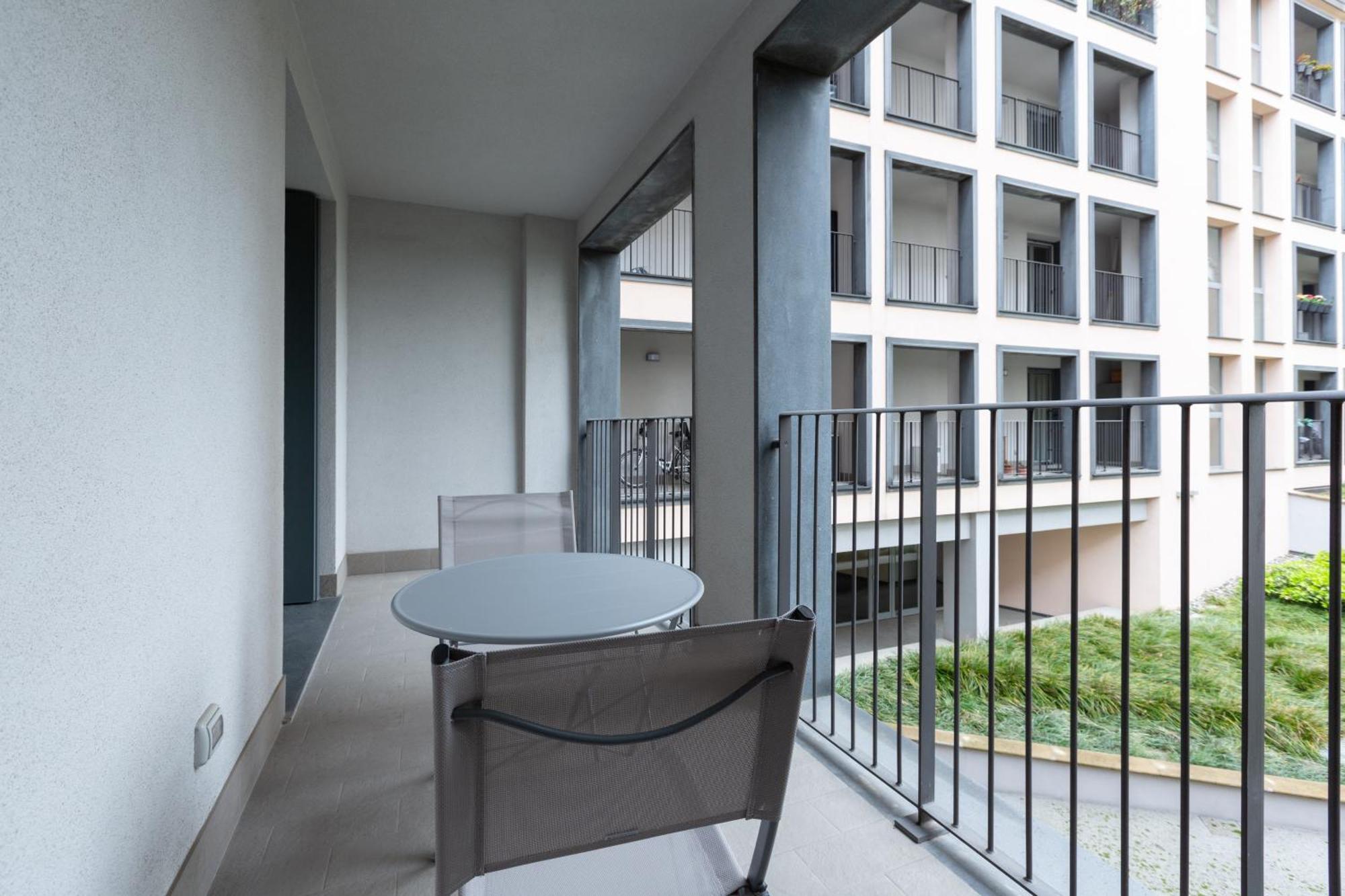 Porta Nuova Bright And Roomy Flat Milán Exterior foto
